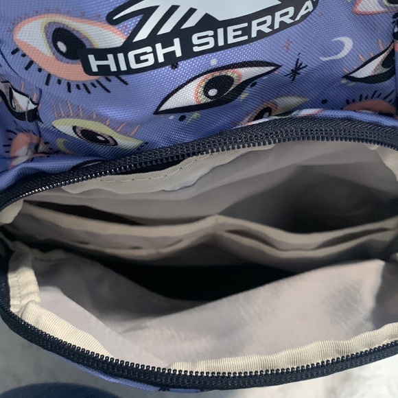 “Eye” Backpack. - Picture 6 of 6